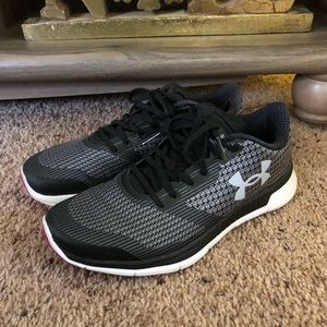 Under Armour Run Fast Athletic Shoes